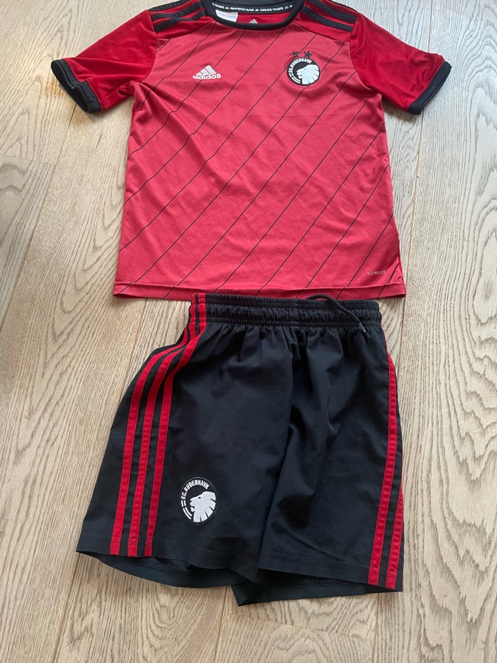 T-shirt, Adidas, str. findes i