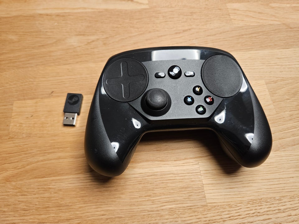 Andet, Steam Controller, God