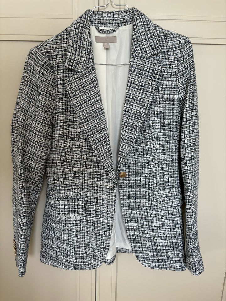 Blazer, str. 34, HM