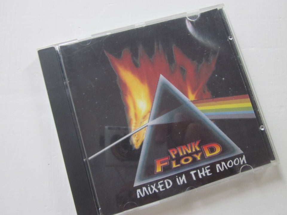 Pink Fanclub: Mixed In The Moon,