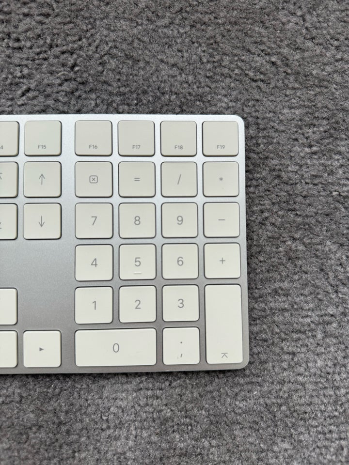 Tastatur, Apple, Apple magic