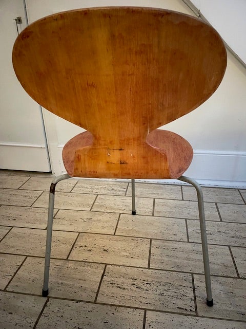 Arne Jacobsen 3100 stole