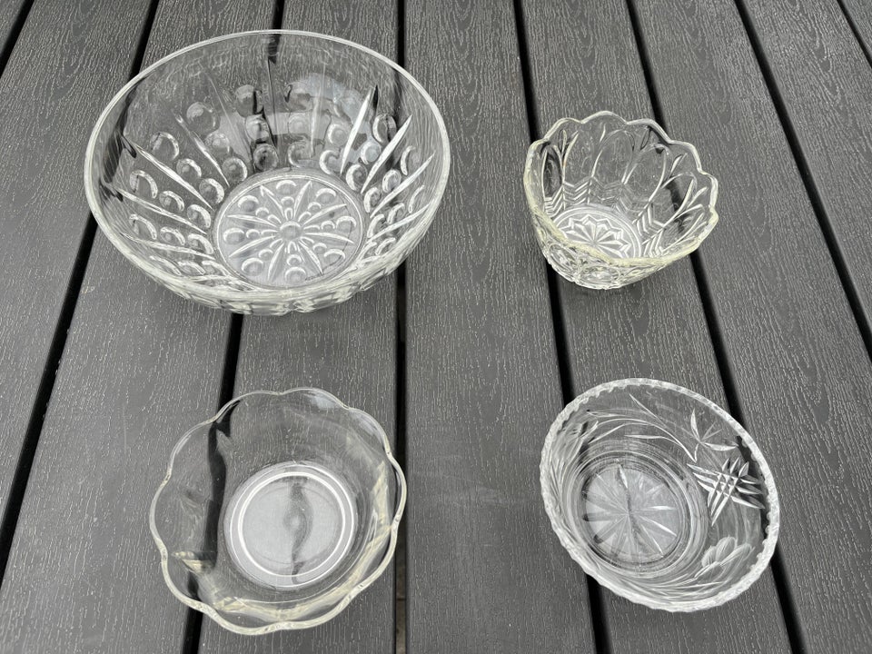 Glas Skåle og krystal skåle