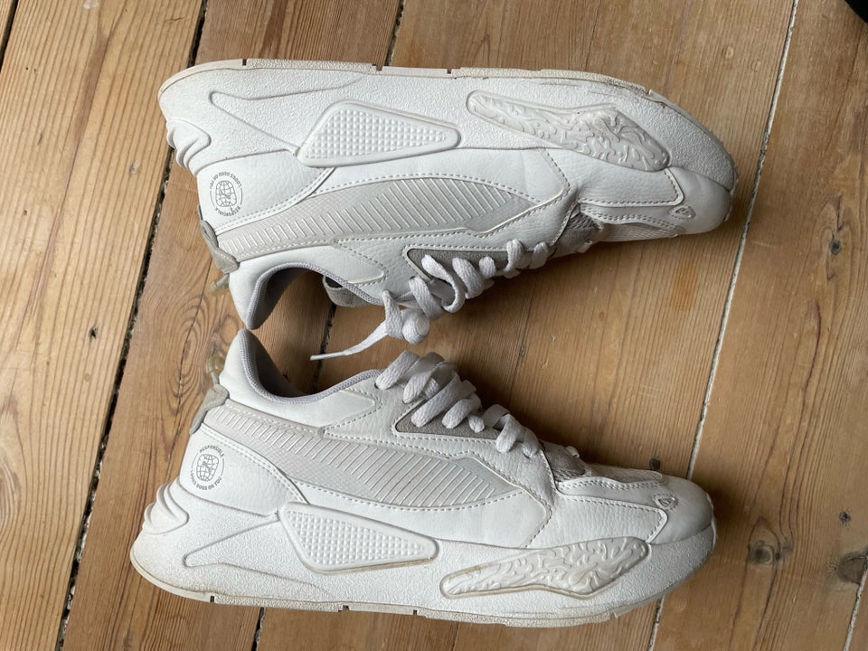 Sneakers, str. 41, Puma