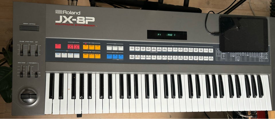 Synthesizer Roland JX-8p