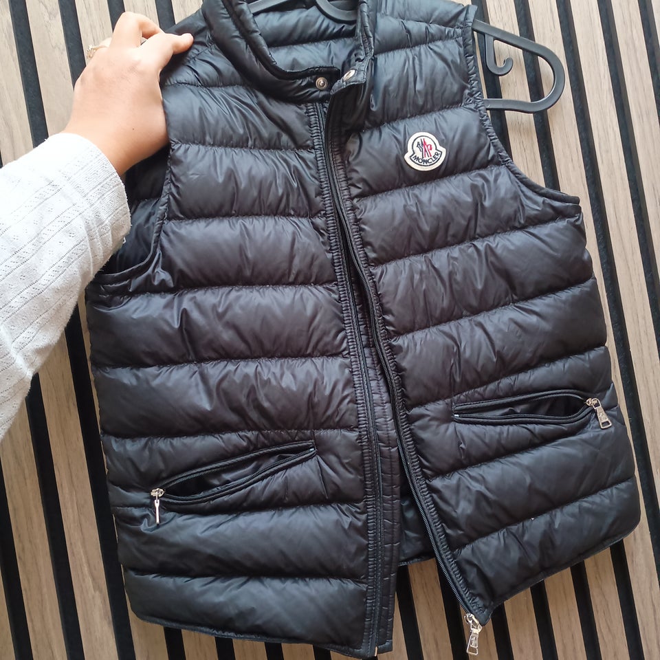 Moncler