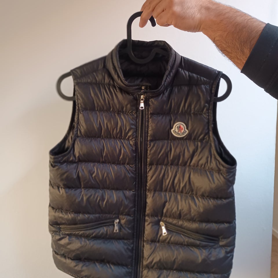 Moncler