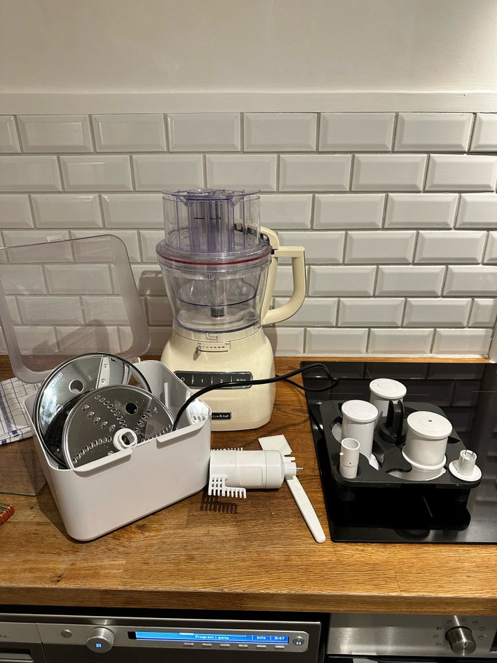 Køkkenmaskine/foodprocessor,