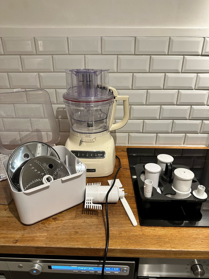 Køkkenmaskine/foodprocessor,