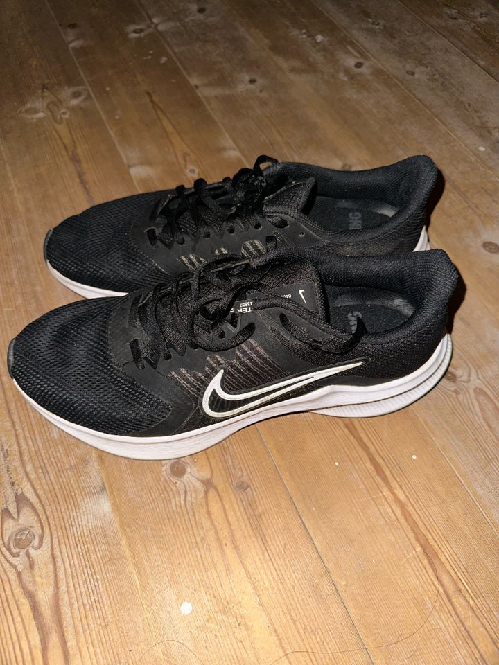 Sneakers, Nike, str. 44