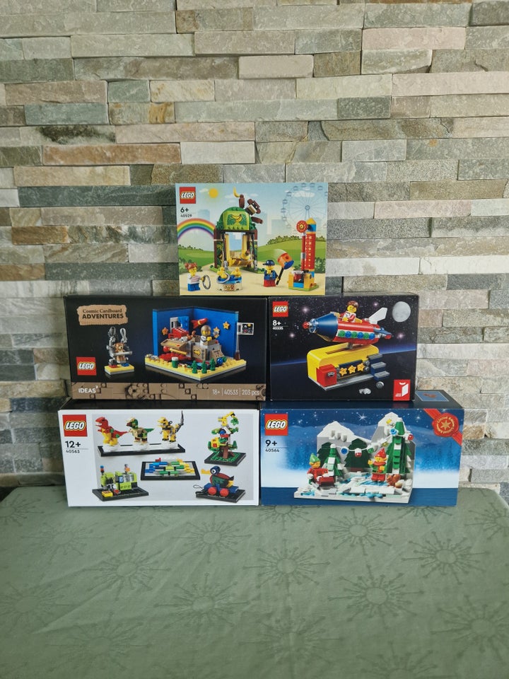 Lego Exclusives 40563 40564