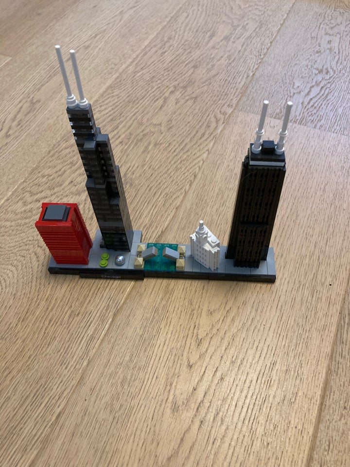 Lego Architecture 21033