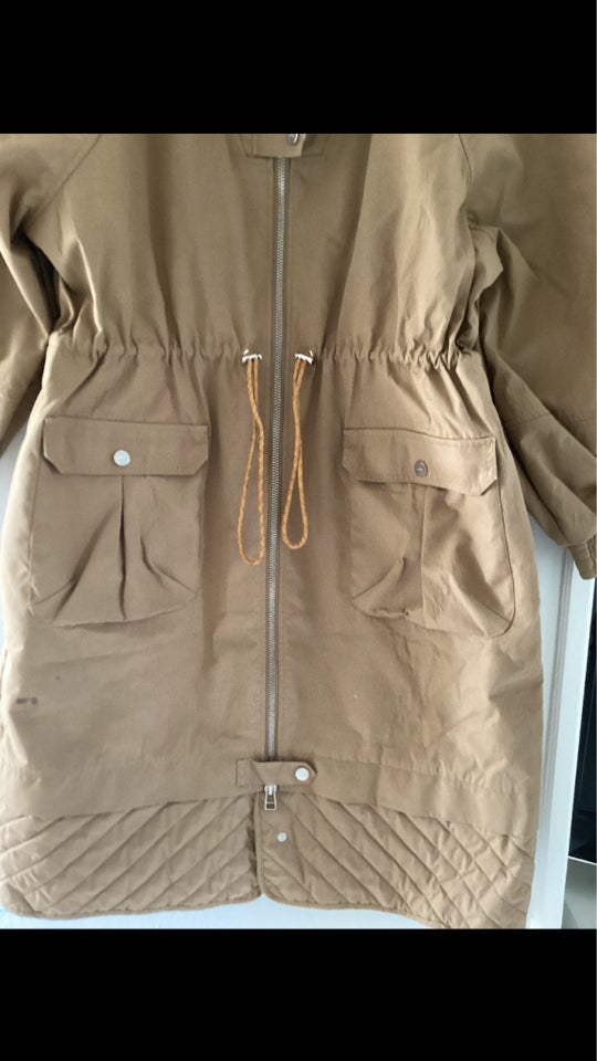 Trenchcoat str M Ganni