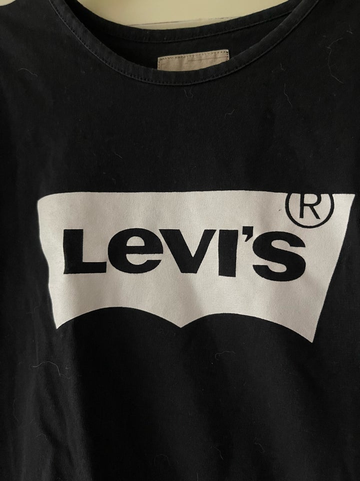 T-shirt, Tshirts, Levi’s