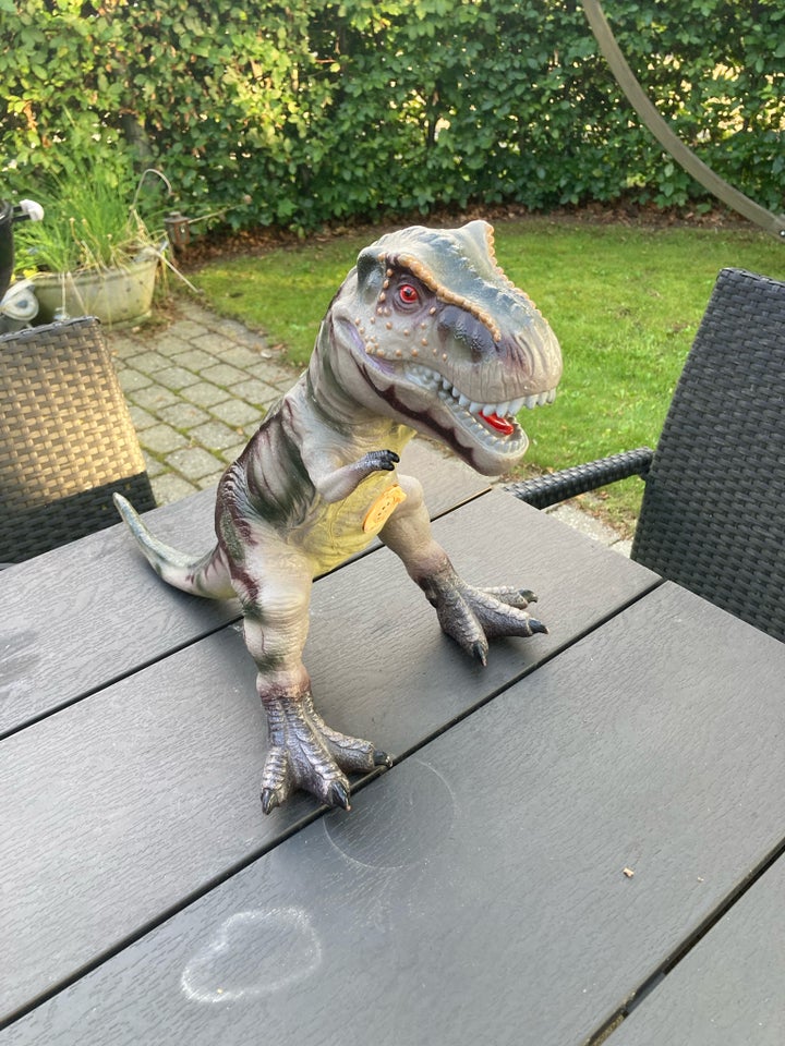 Dyr, Kæmpe dinosaur