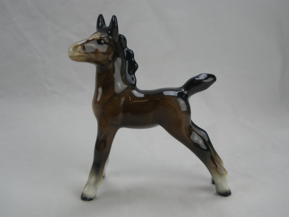 Engelske Figure Af Føl Beswick