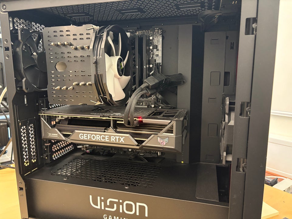 Vision Demon Gamer PC 4070TI