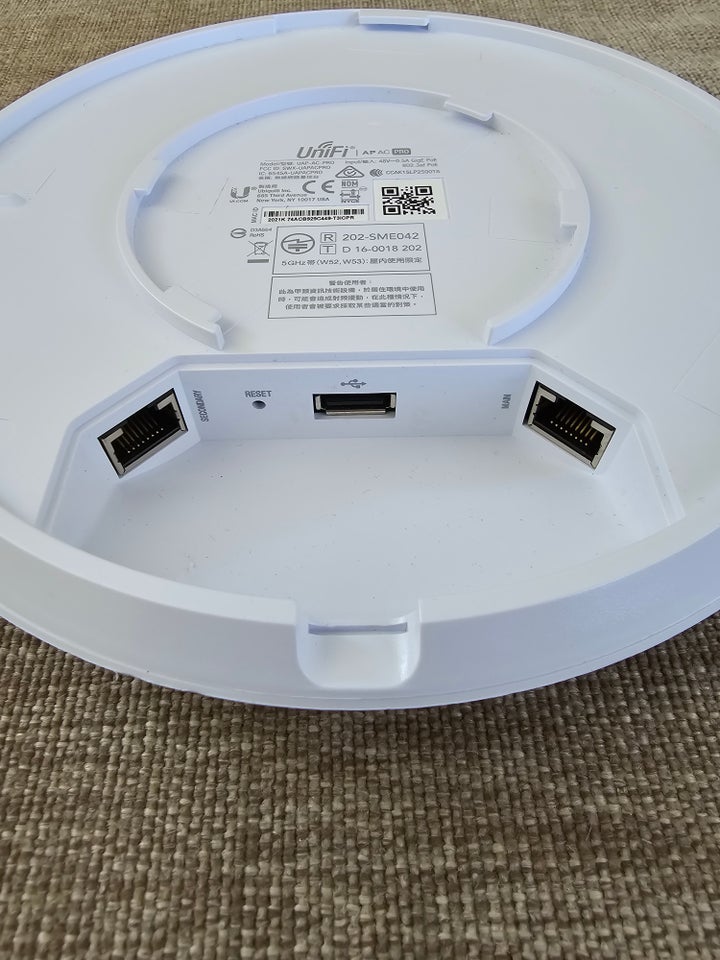 Access point, wireless, Ubiquiti