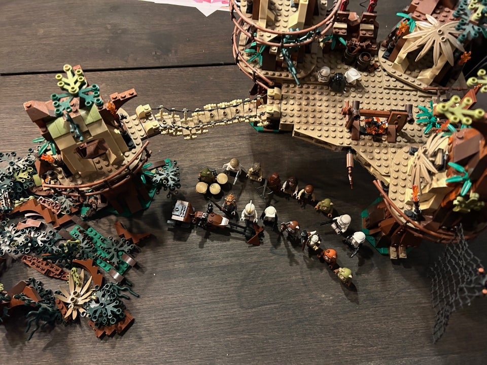 Lego Star Wars 10236 Ewok Village