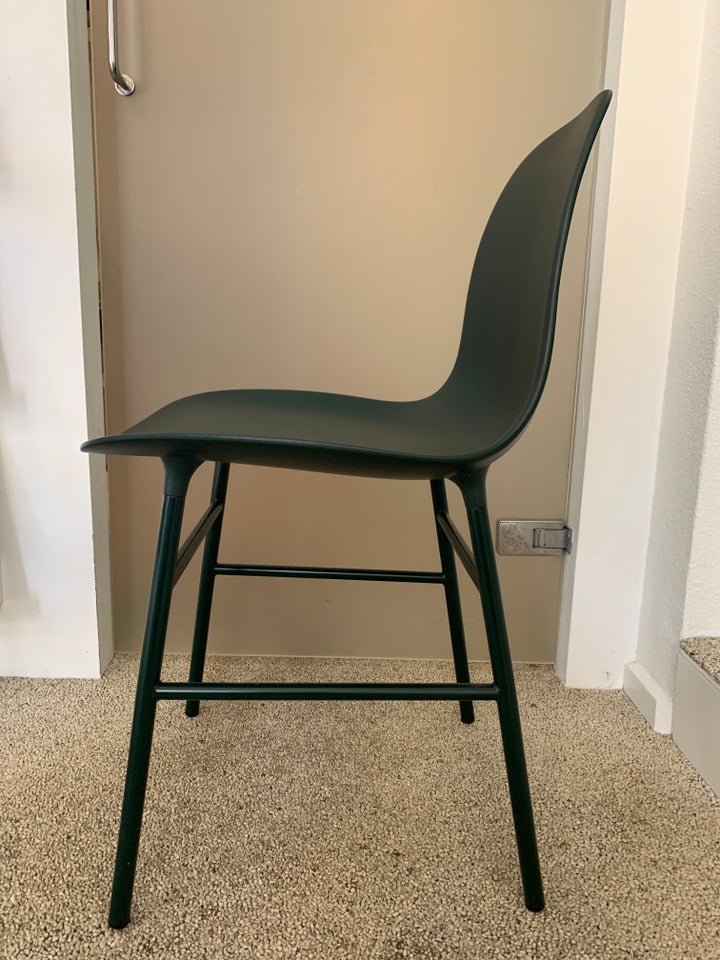 Normann Copenhagen Form chair