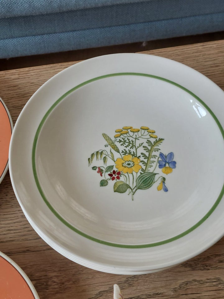 Porcelæn, 6 flora dybe tallerkner,