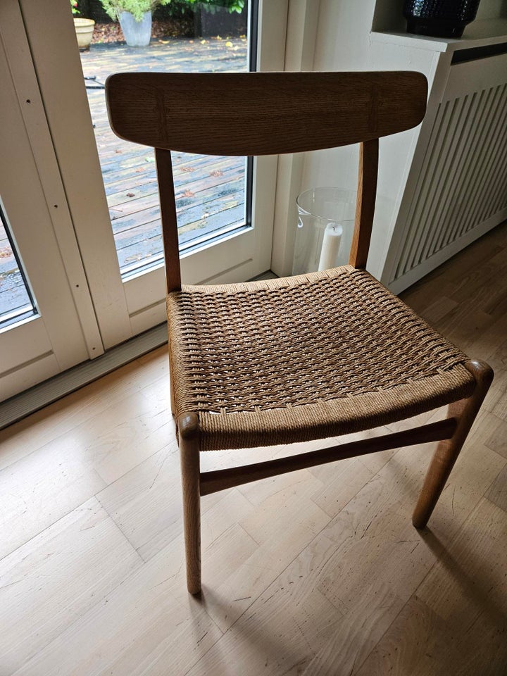 Hans J Wegner spisebord m stole