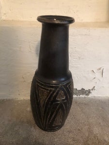 Lertøjs vase