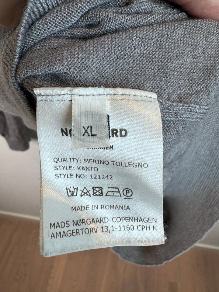 Sweater, Mads Nørgaard , str. XL