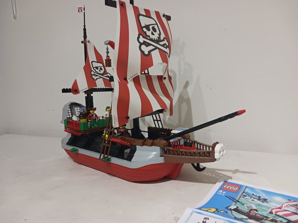 Lego Pirates, 7075