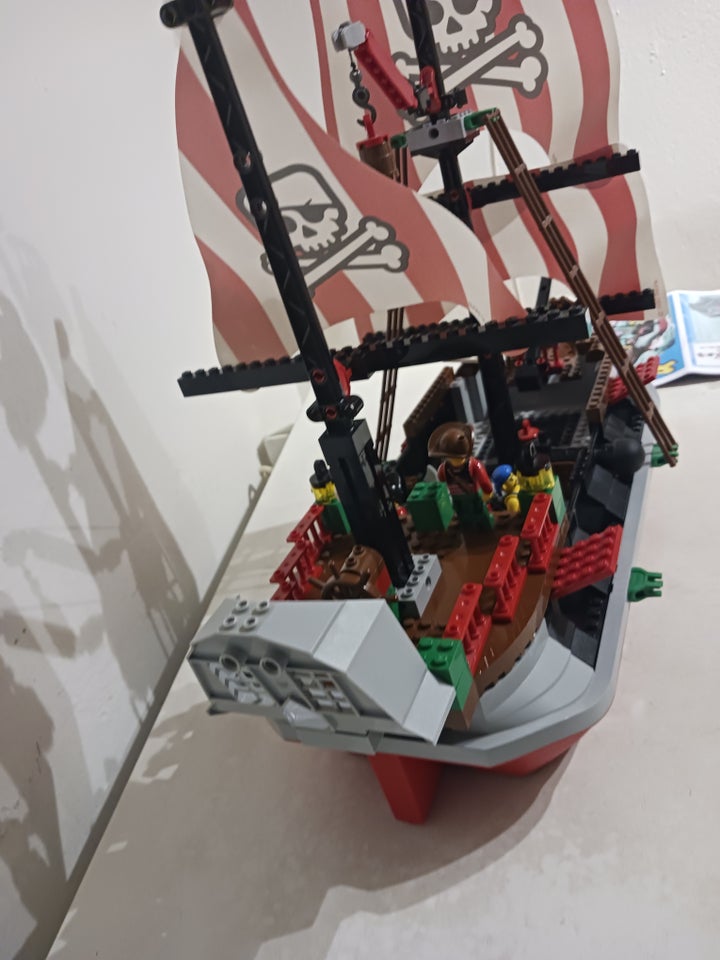 Lego Pirates, 7075