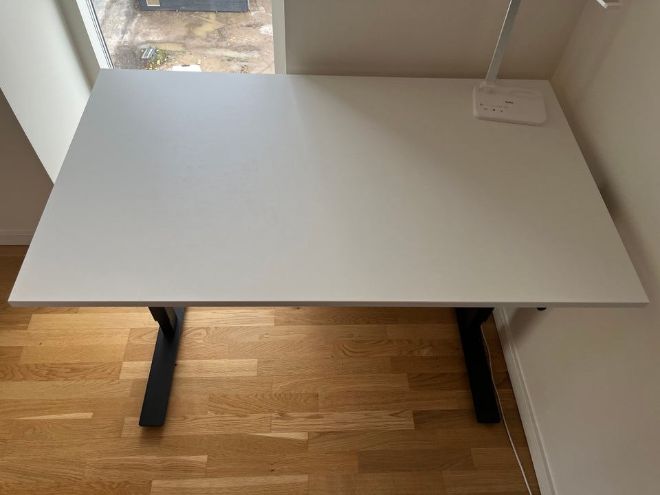 Ikea Trotten skrivebord 120