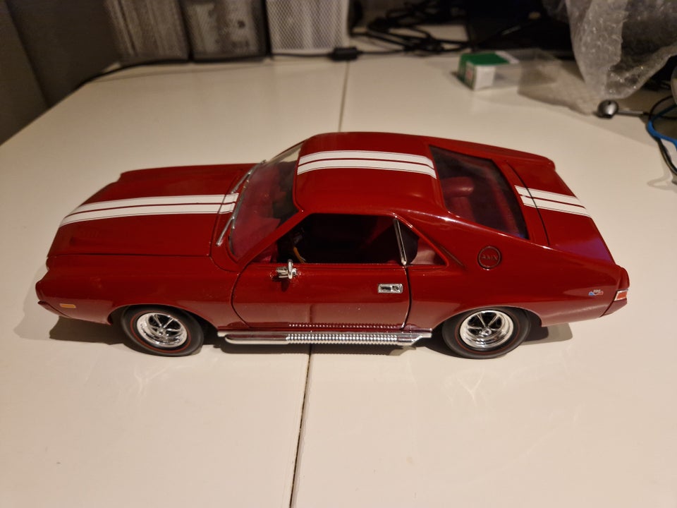 Modelbil, American Muscle AMC AMX 2