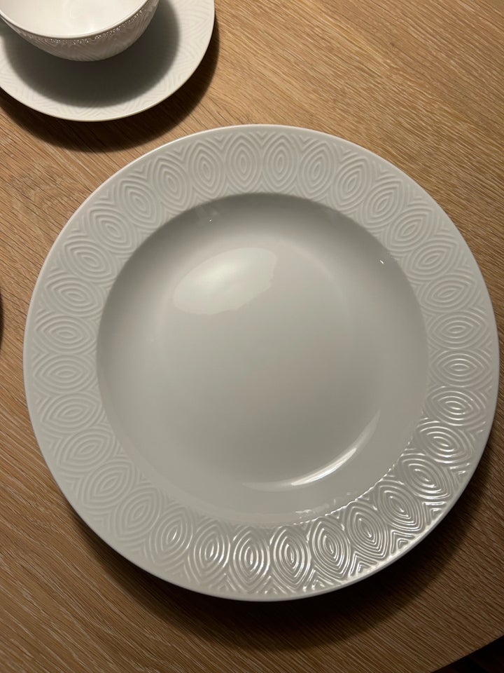 Porcelæn, Dyb tallerken thekop