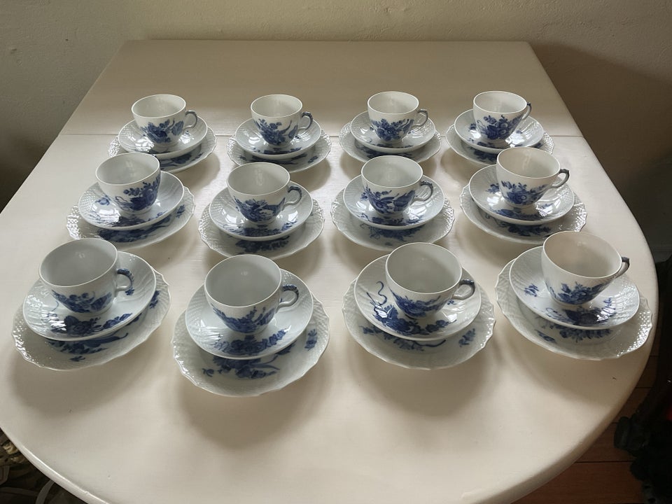 Porcelæn 12 Pers kaffestel blå