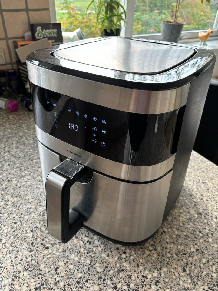 Airfryer, Cook  Baker