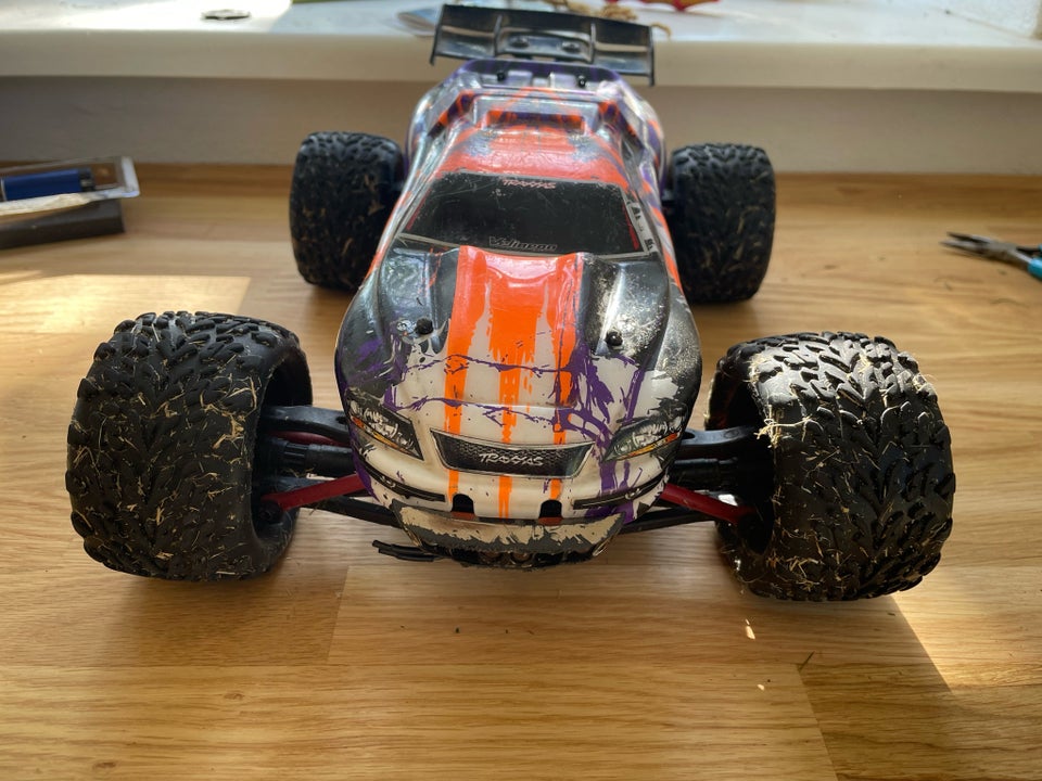 Fjernstyret bil, Traxxas e-Revo