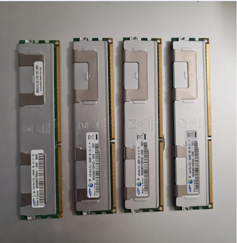 samsung 4 x 4 GB DDR3 SDRAM
