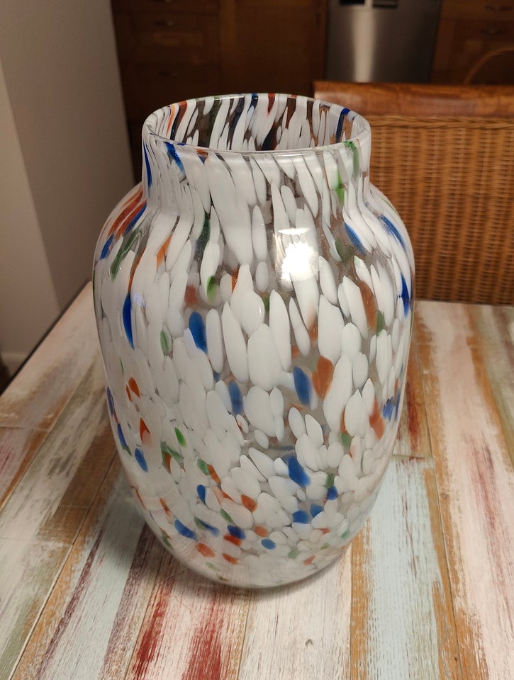 Vase, HAY