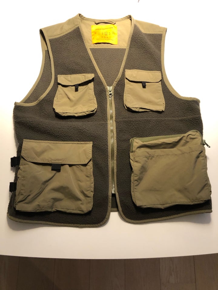 Vest, str. L, Urban Outfitters