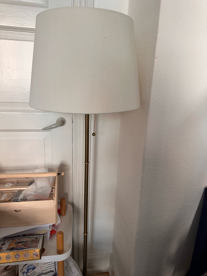 Gulvlampe Ikea