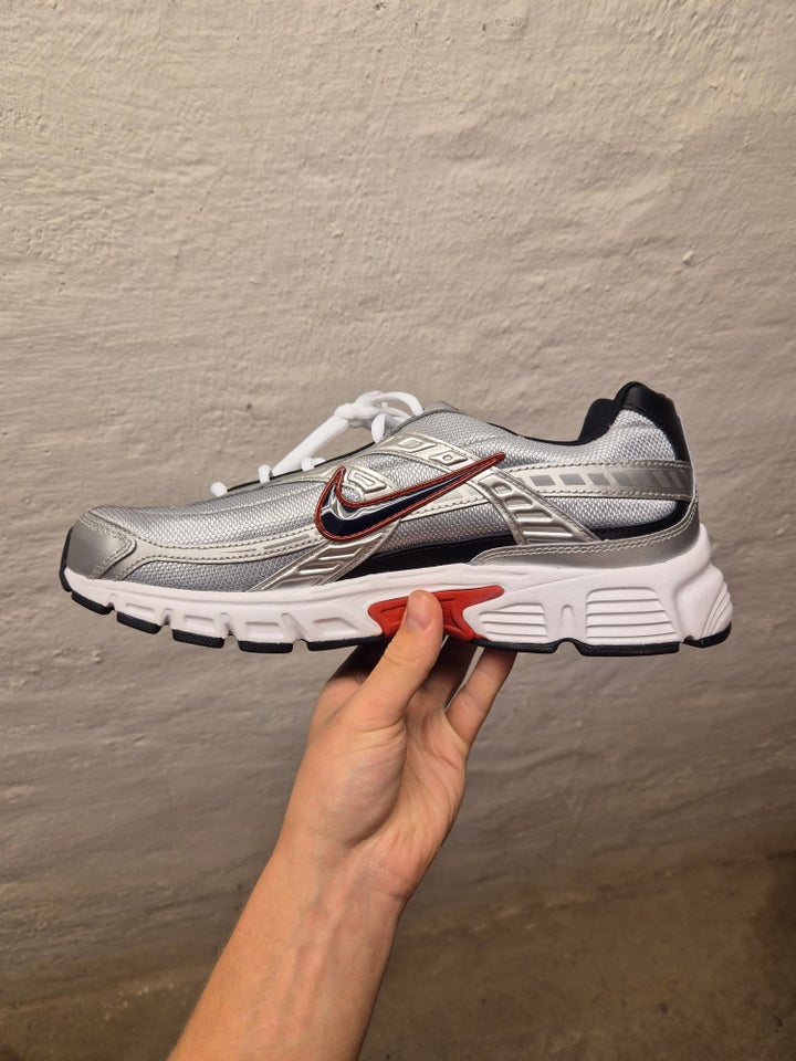 Sneakers, Nike Initiator Silver,