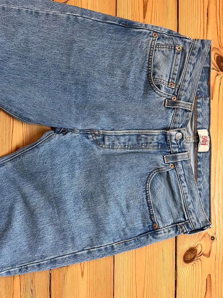 Jeans Levi’s str 32