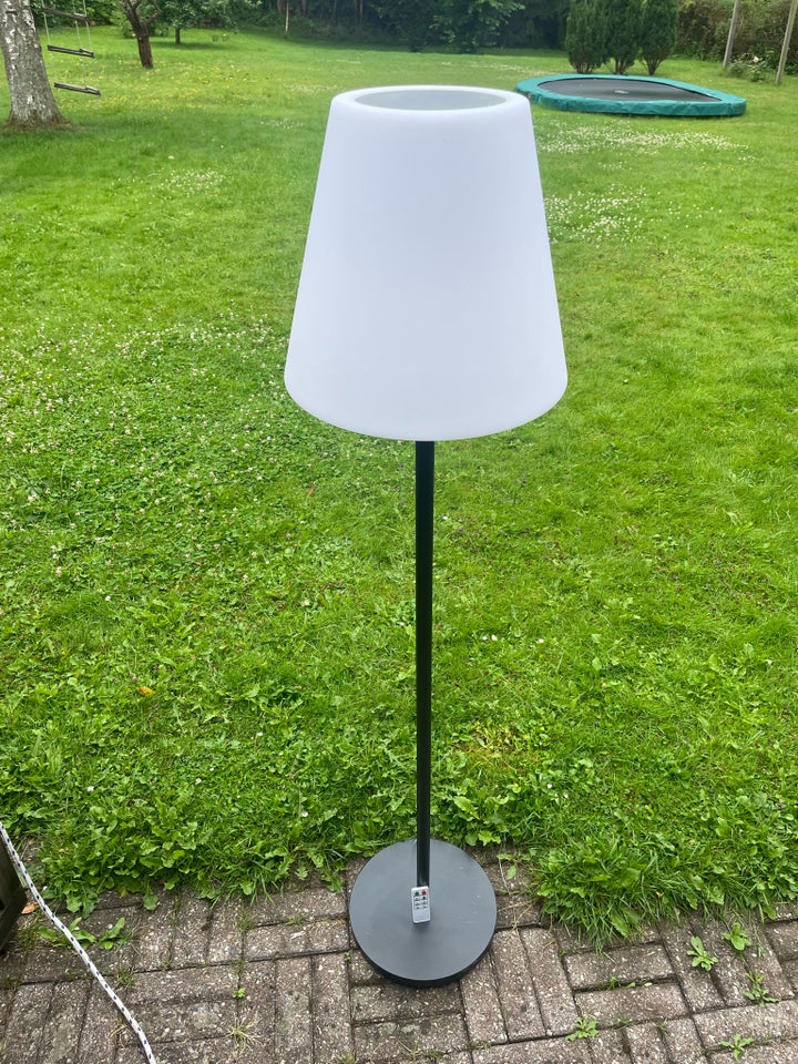 Standerlampe Tisvilde