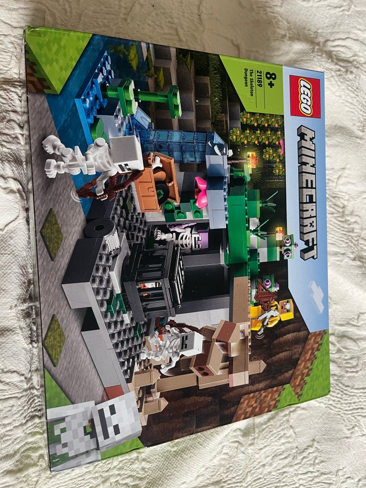 Lego Minecraft 21189