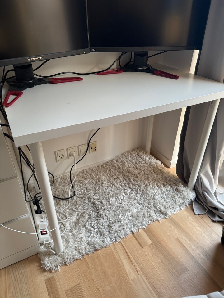 Skrive-/computerbord, IKEA, b: