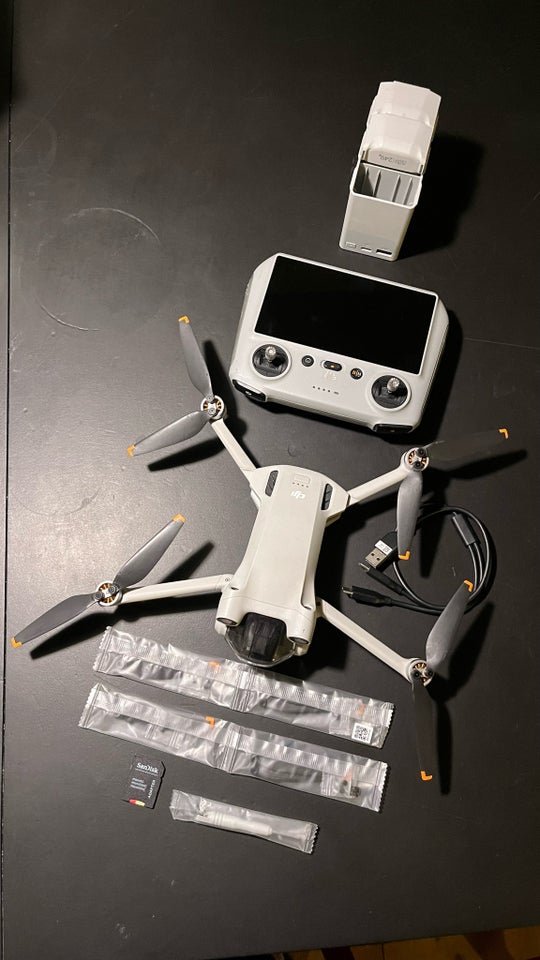 Drone, DJI, Mini 3 Pro Flymore Combo