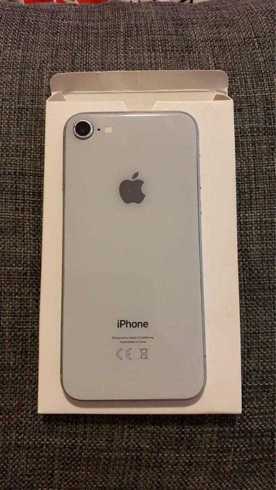 iPhone 8, 64 GB, hvid