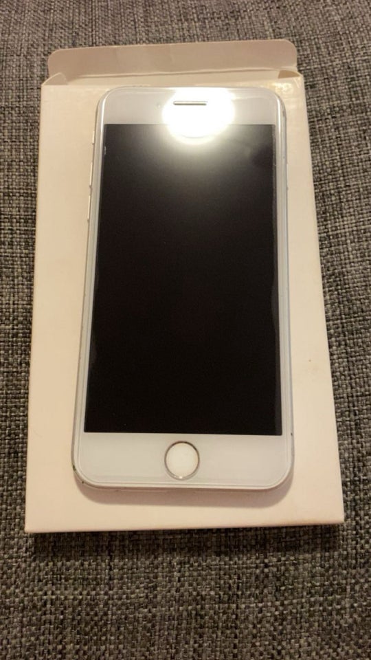 iPhone 8, 64 GB, hvid