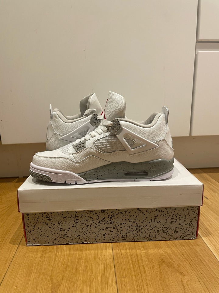 Sneakers, Air Jordan, str. 44