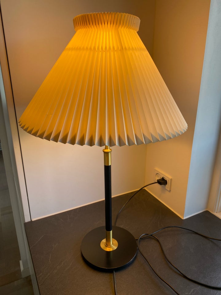 Anden bordlampe Le Klint